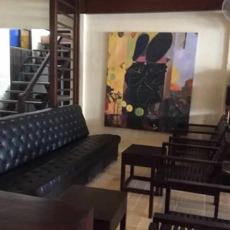 Thapae Backpackers Hostel